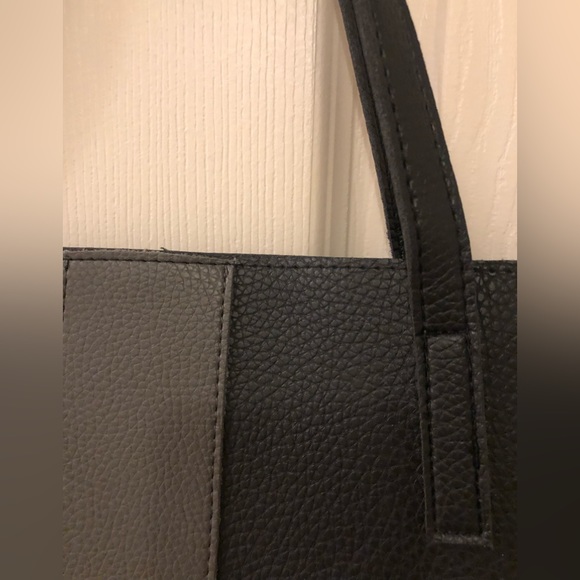 Vince Camuto Black Large Tote with Grey Stripe Beveled Faux Leather (New!) - Picture 5 of 9